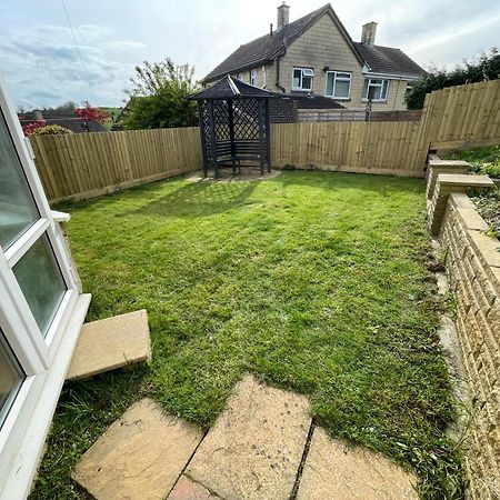 Stylish Home In Bath With Driveway Parking, 10Min From City 外观 照片